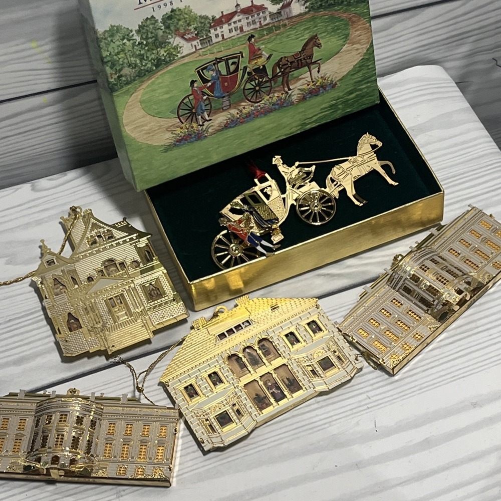 Mount Vernon Powel Coach Christmas Ornament w/Bing & Grondahl Circa 1910 GoldLOT